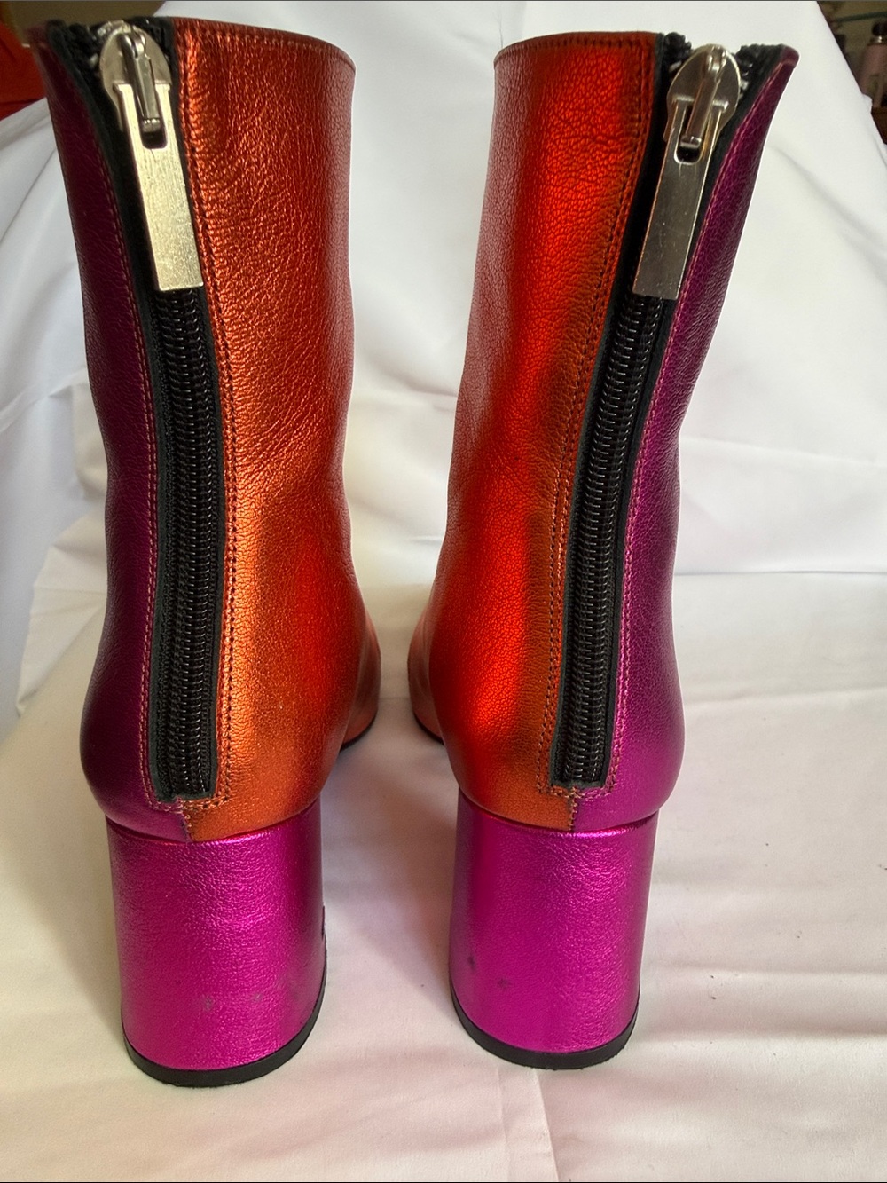 Intentionally Blank Tabitha Metallic Heeled Boot in split Magenta & Orange • 7 - Picture 8 of 8